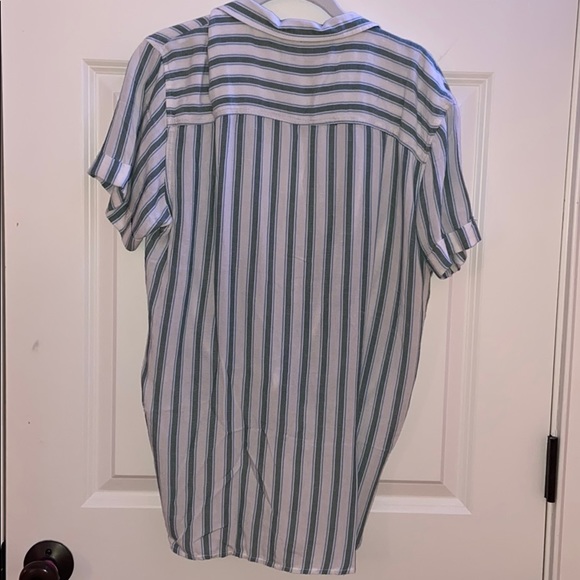 AE Striped Short Sleeve Button Up Shirt - Picture 7 of 7